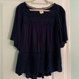Navy eyelet top. Size xxl